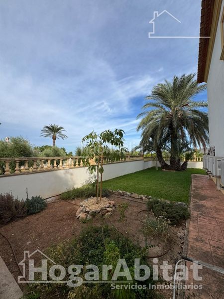 Foto 8552a3a8-9d0a-4752-ac22-e11ee8c94060. Chalet mit parking pool in Beniarbeig