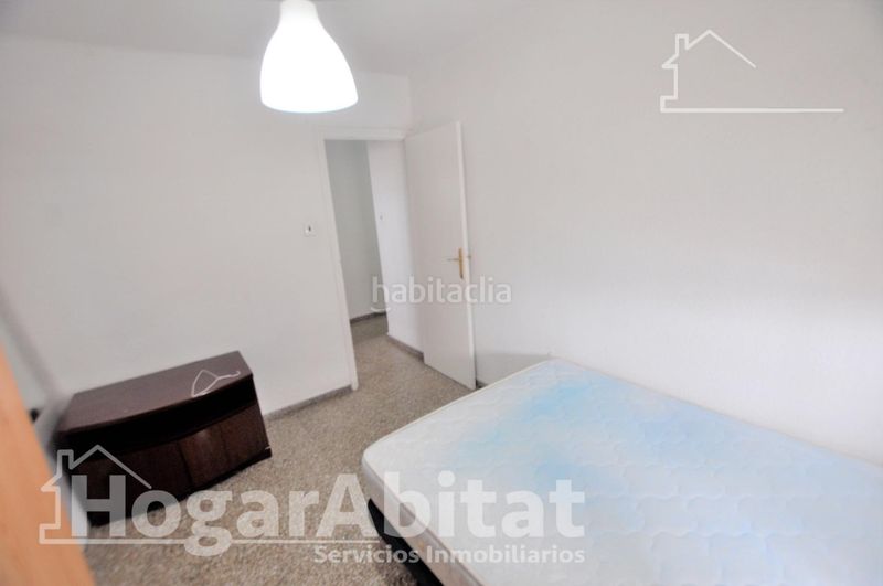 Foto f5bb94ca-ab48-4f9a-b2b5-cb9bb1d0a3c7. Pis a Cardenal Benlloch Mislata