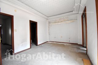 Casa a Centro Histórico. Exclusiva casa en el centro con gran potencial para reformar!