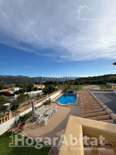 Foto 041c9771-c37c-49fa-84bf-6348f4e1b5db. Xalet amb aparcament piscina a Beniarbeig