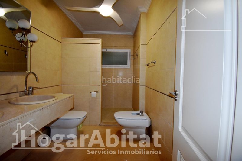 Foto a8849cf1-b250-4cbf-a0f7-d2a67453cbab. Xalet amb aparcament piscina a Beniarbeig