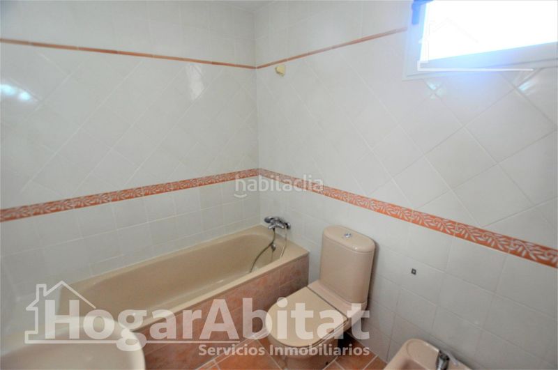 Foto 4a42d8f5-0746-47dc-9bb8-b39ab4ff24d2. Pis amb calefacció aparcament a L´Hort de Senabre Valencia