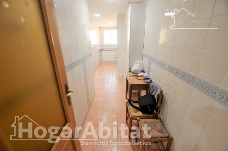 Foto ece2a686-47c5-49e8-be49-2593ae0817e5. Pis amb calefacció aparcament a L´Hort de Senabre Valencia