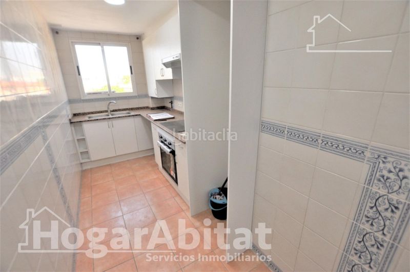 Foto f21f99eb-3e3f-4623-b024-3af9d4c84294. Pis amb calefacció aparcament a L´Hort de Senabre Valencia