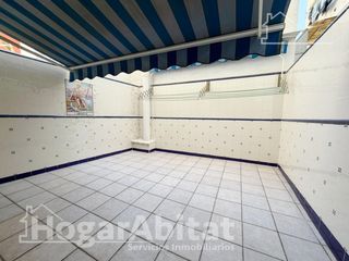 Appartamento  Calle padre méndez. Muy amplio con dos terrazas y balcón
