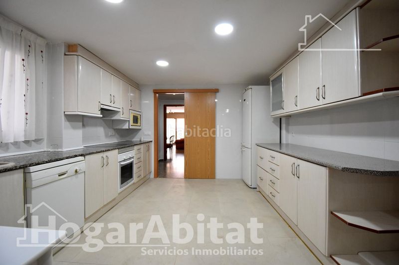 Foto db455feb-73e2-4ba3-98f0-f3299fd385d8. Pis a Centro Histórico Gandia