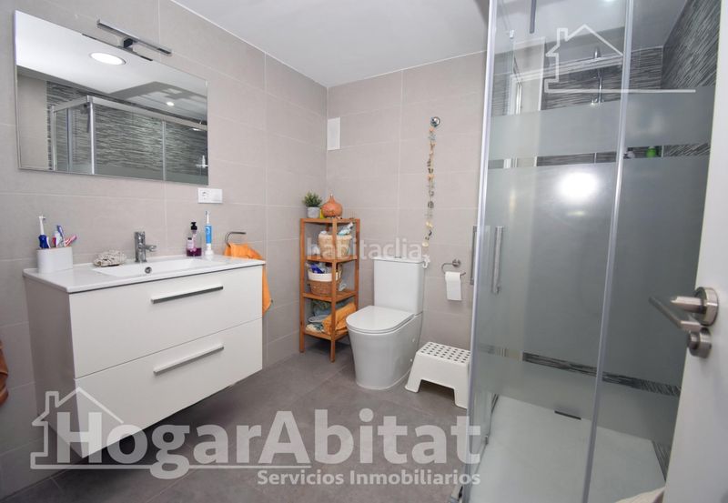 Foto f1eb5ef4-ffed-4406-b88b-a0528c70c0c2. Pis amb calefacció a Mareny de Barraquetes Sueca