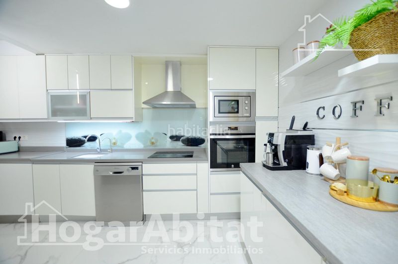 Foto d1fe8bc1-b6d0-410b-b008-d09ab07a39ee. Flat with heating parking pool in Centro Mutxamel