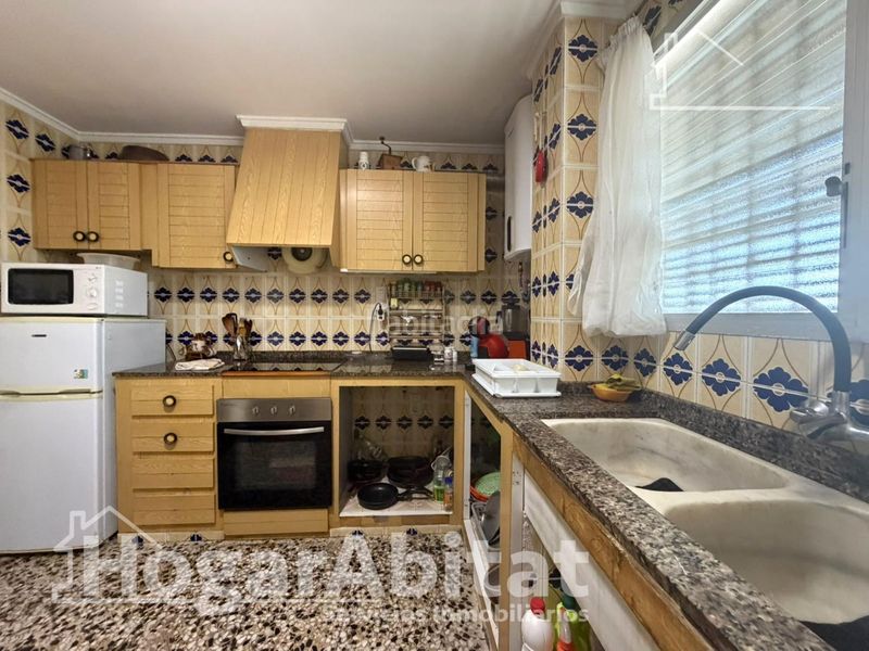 Foto 4d7a7714-19b0-431f-905e-3710dc2cf1f2. Casa amb aparcament piscina a Benaguasil