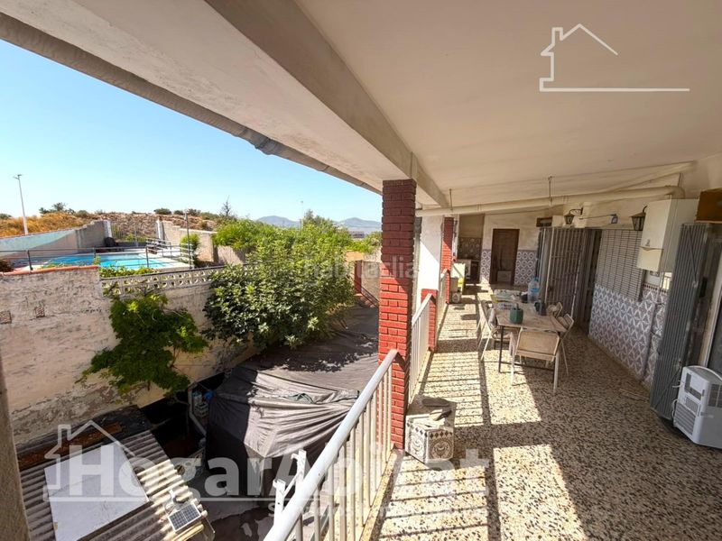 Foto 85e46116-516f-4db7-b32a-fdda65f41981. Casa amb aparcament piscina a Benaguasil