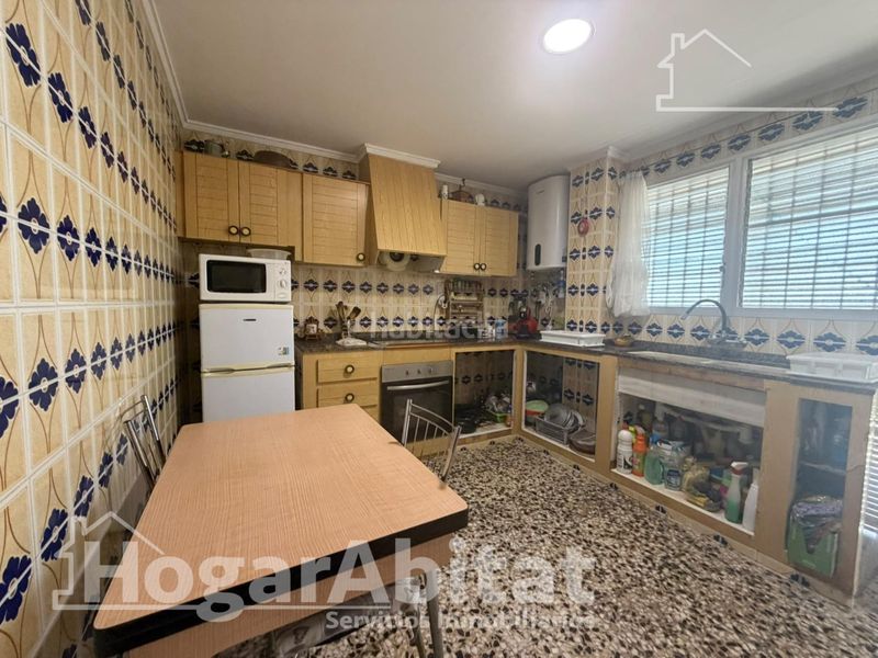 Foto b645913d-cccd-4c16-9a0c-5e0394e8d910. Casa amb aparcament piscina a Benaguasil