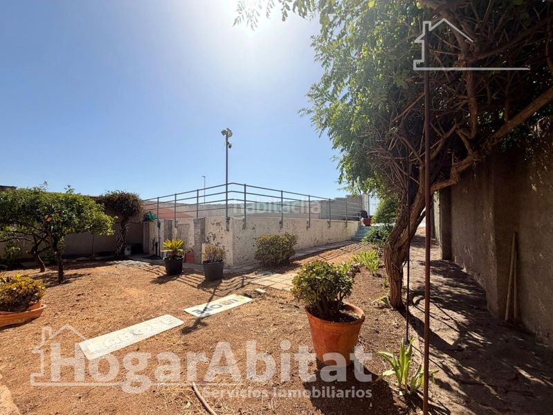 Foto deeb7ee3-763b-4d2b-a9b8-73107238743b. Casa amb aparcament piscina a Benaguasil