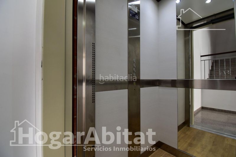 Foto 575f1fe2-4a7f-4a0c-8dd0-833c61ff5ff6. Casa adossada amb aparcament a Guardamar