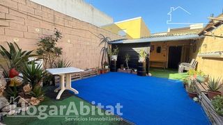 Reihenhaus  Avenida jaume i. Amplia y luminosa casa con terraza y garaje