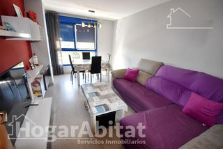 Pis  Calle ribesalbes. Amplio y luminoso en residencial con piscina y garaje, todo amue