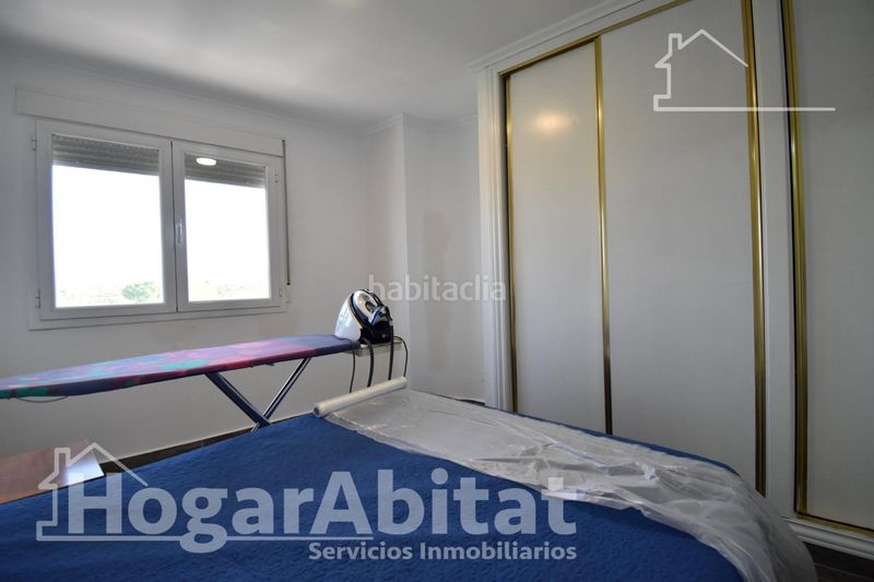 Foto acfc1ff4-3057-40ea-a1d6-3bc9024893a3. Casa adossada amb aparcament a Guardamar