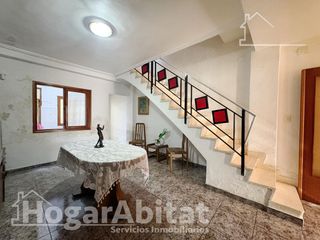Casa  Calle barranc, del. Oportunidad de inversión! casa económica para reformar, con terr