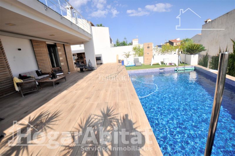 Foto a794f8f5-02c4-46f4-81cf-c3e87b616d16. Xalet amb calefacció aparcament piscina a Turís
