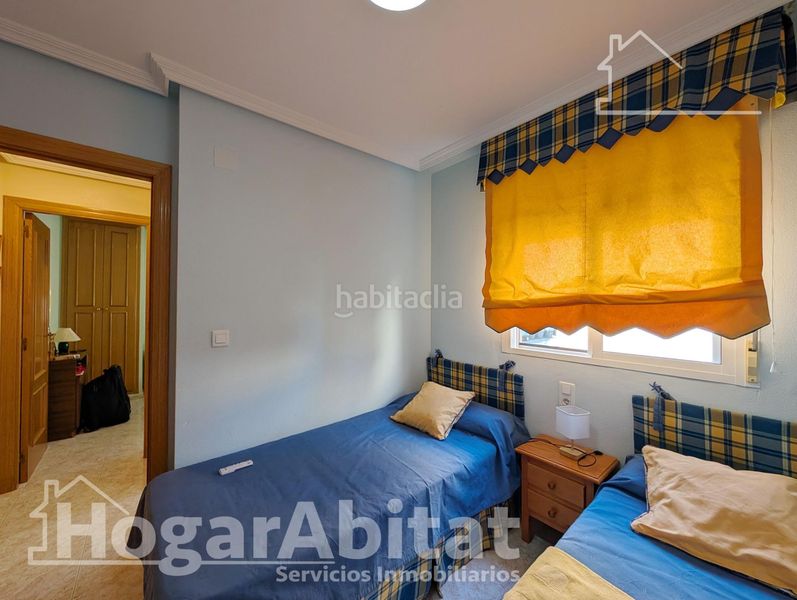 Foto d682d543-a633-4a8d-9afb-d7160abfd3fe. Piso playa lisa! exterior y esquinero en residencial con piscina, terraza y garaje en Santa Pola