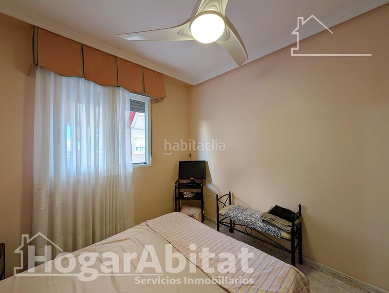 Foto f030bb78-9dfc-4f00-bd66-e202bdc8f968. Piso playa lisa! exterior y esquinero en residencial con piscina, terraza y garaje en Santa Pola