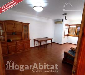Etagenwohnung  Avenida robert graupera. Amplio y exterior de cuatro dormitorios y dos balcones en delteb
