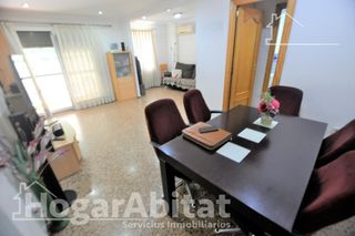 Etagenwohnung  Calle san edesio. Impecable, exterior y luminoso con balcón, cerca del centro
