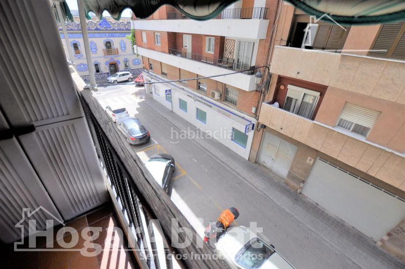 Foto d0fa50f0-02d7-4fd3-9f47-0a05c67530e8. Pis amb calefacció a Centro Ciudad Manises