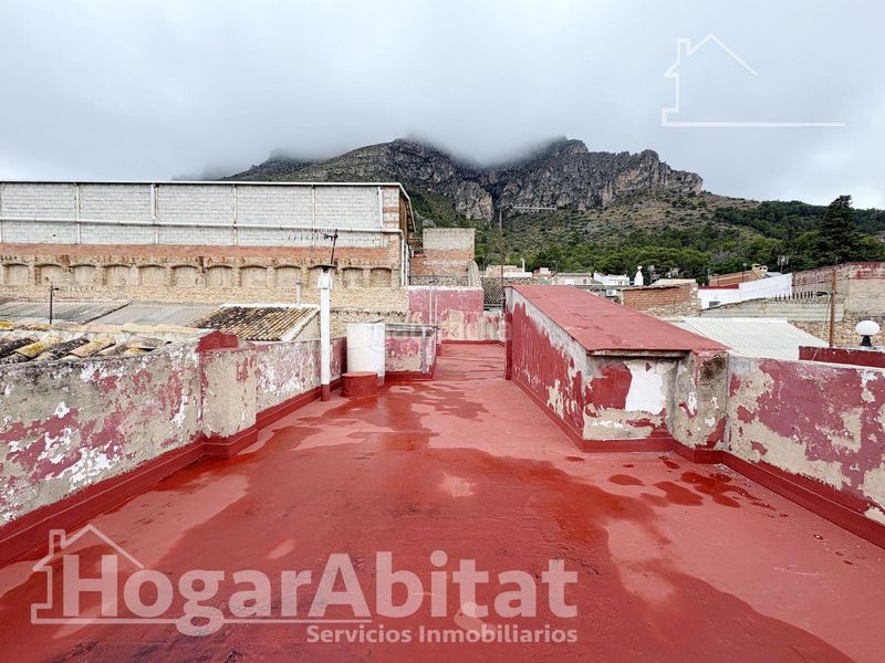 Foto c35e861c-e1d2-4afb-af98-77e27f85bca6. Casa amb aparcament a Tavernes de la Valldigna