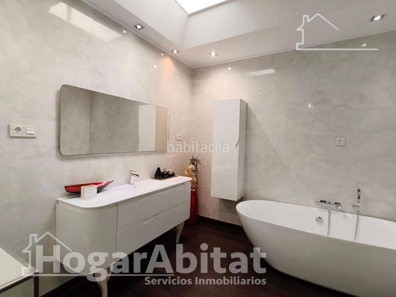 Foto d3c88825-9953-4dc0-8414-09428e93ac49. Casa a Antiga Moreira Sagunt