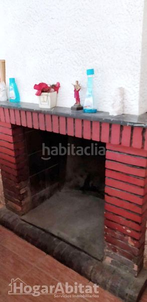 Foto 9b3083fa-98df-4f72-bf69-aa9a2d22bbe2. Casa amb calefacció a Antella