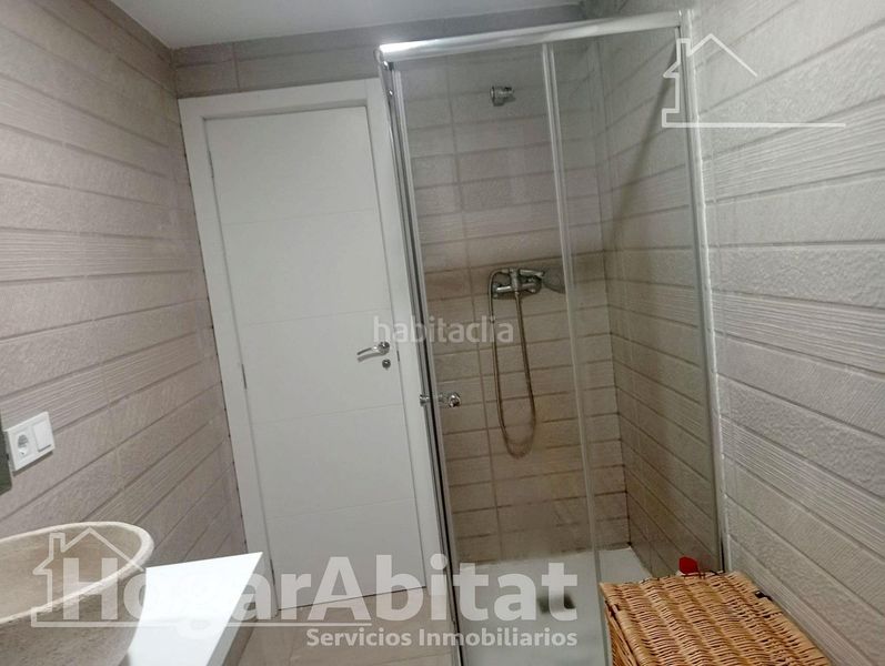 Foto b794c563-c24e-4b6f-8e38-6256308a7e69. Pis a Centro Burriana