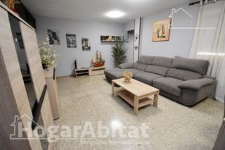 Flat  Calle pablo ruiz picasso. Preciosa planta baja con amplia cochera