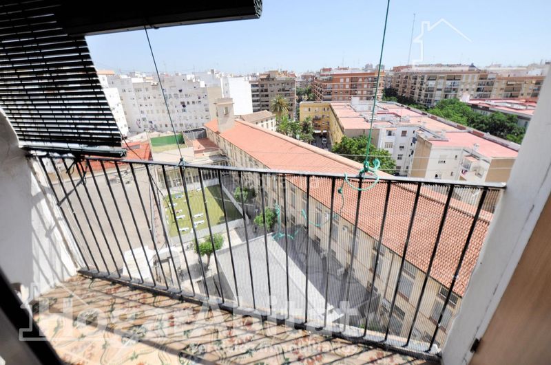 Foto 1f60889c-4195-44e6-b176-cdda9bd6b5bf. Pis amb calefacció a Barrio de Patraix Valencia