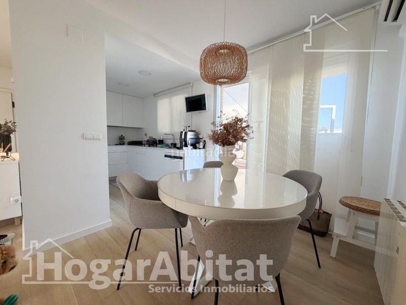 Foto 797a5ff5-adba-4845-9332-72bb74e57f0f. Àtic amb aparcament a Centro Chiva