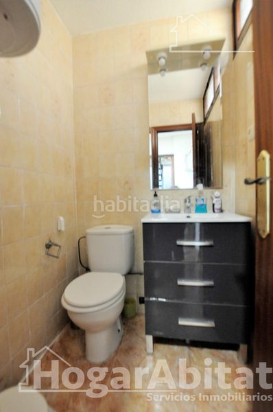 Foto c99426cc-cd08-40ba-b7c8-7baf0a71ef29. Casa adossada amb calefacció a Tres Forques Valencia