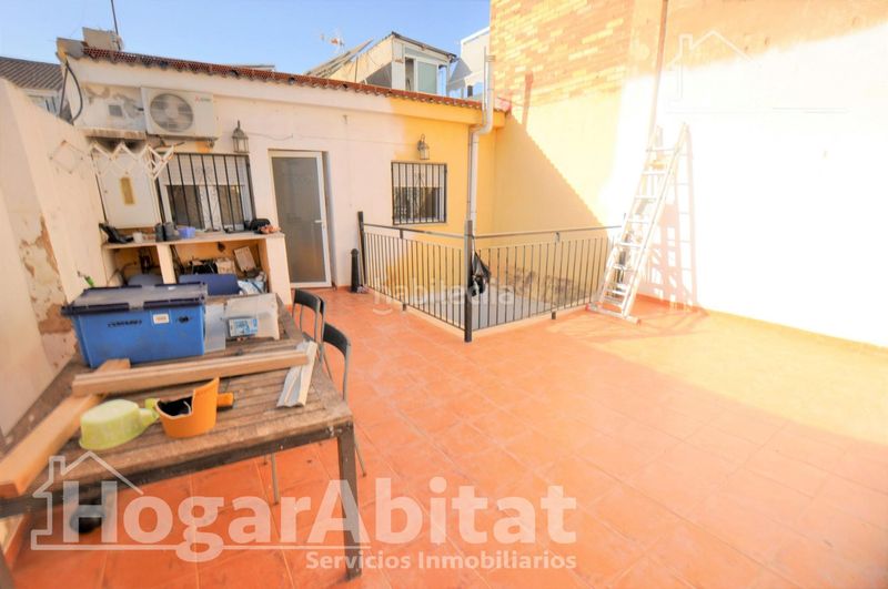 Foto a00a750e-2612-4b2b-9184-61ff7a02d9c6. Casa amb calefacció aparcament a El Carmen Manises