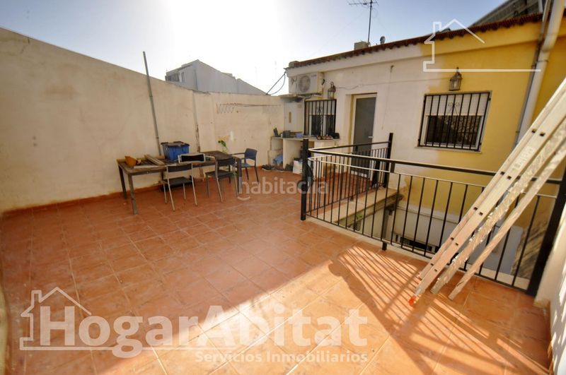 Foto c172d9f6-c69b-4882-b115-215d4ecdfdfa. Casa amb calefacció aparcament a El Carmen Manises