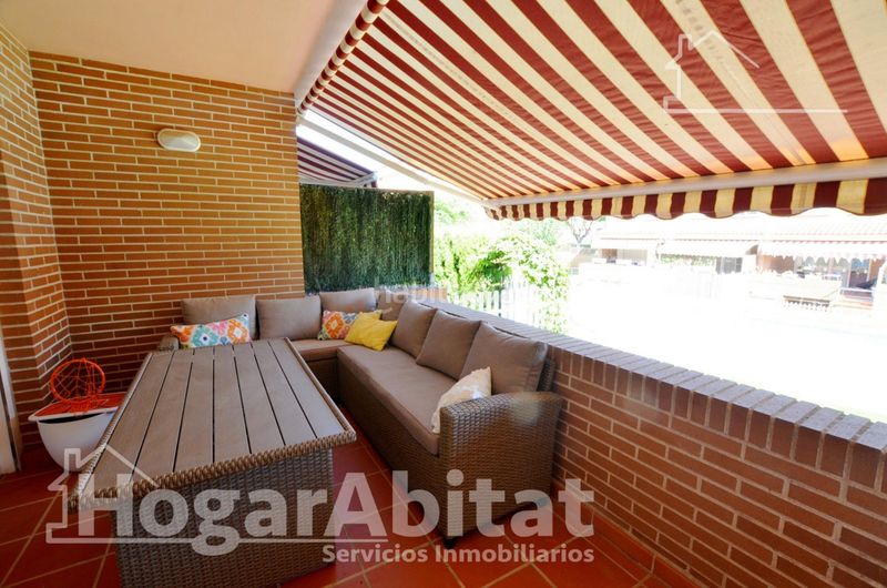 Foto c260fd16-b28b-4117-a58e-f0310637ba67. Reihenhaus mit heizung parking pool in Parque Lo Torrent Sant Vicent del Raspeig