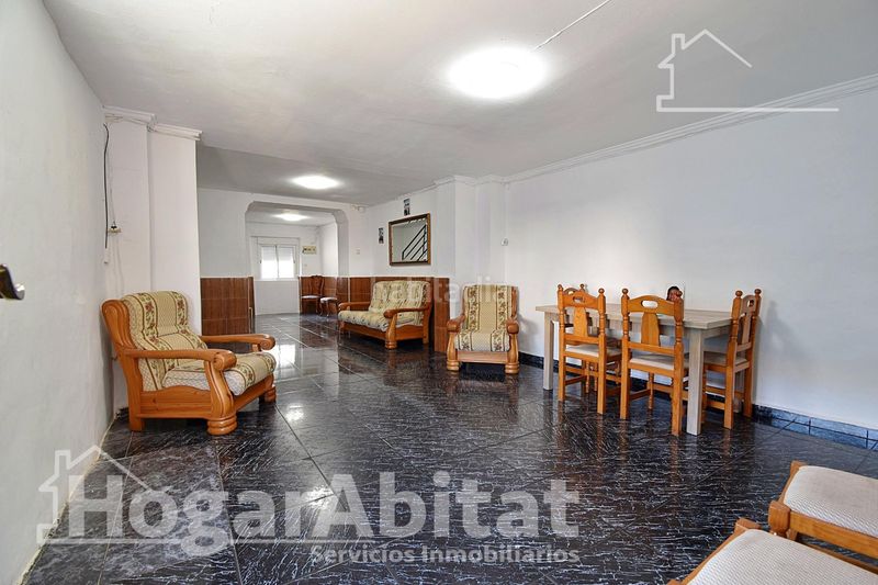 Foto 08774f47-e687-4f83-b758-1a78c1a05ce0. Casa amb calefacció a Oliva pueblo Oliva