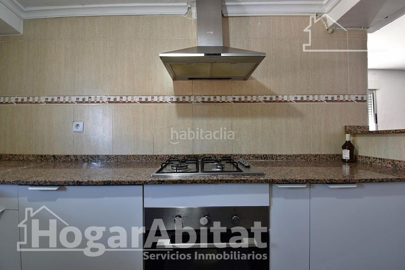 Foto b285e891-b52a-4432-973d-a50ae1d2075e. Casa amb calefacció a Oliva pueblo Oliva