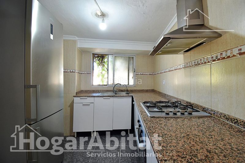 Foto f698268f-e7b0-454d-993b-8156cbe84e4a. Casa amb calefacció a Oliva pueblo Oliva