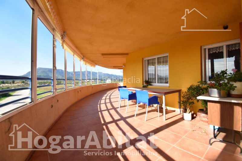 Foto d3cd65ca-47a0-4954-a0bf-e3f06cf7838c. Pis amb aparcament a Tavernes de la Valldigna