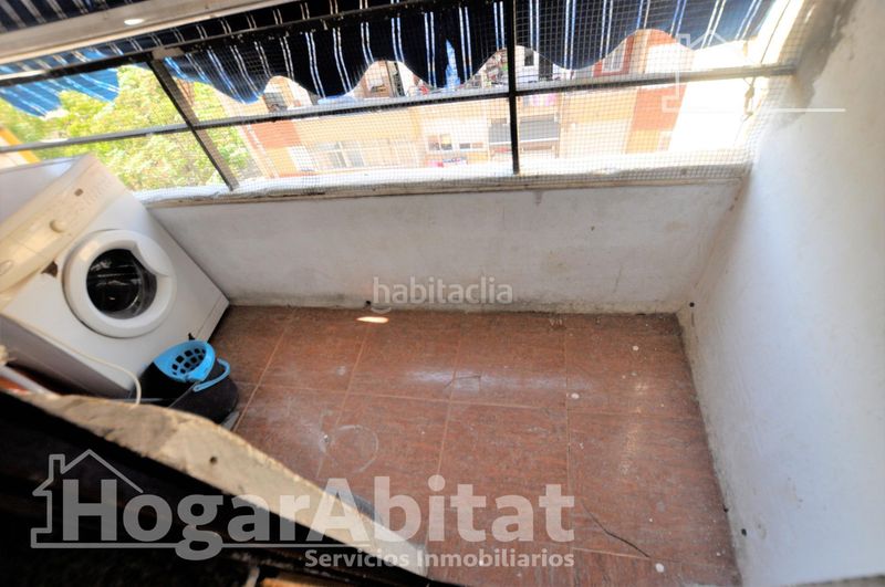 Foto f8939c0b-46d3-48a8-bb03-0c4f28c9db91. Pis a Ciutat Fallera Valencia