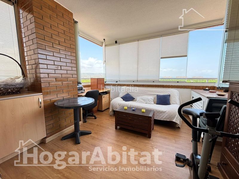 Foto 8541c9a7-d33d-4441-819b-46271045c49c. Pis amb calefacció aparcament piscina a Jardines del Mar Oropesa del Mar