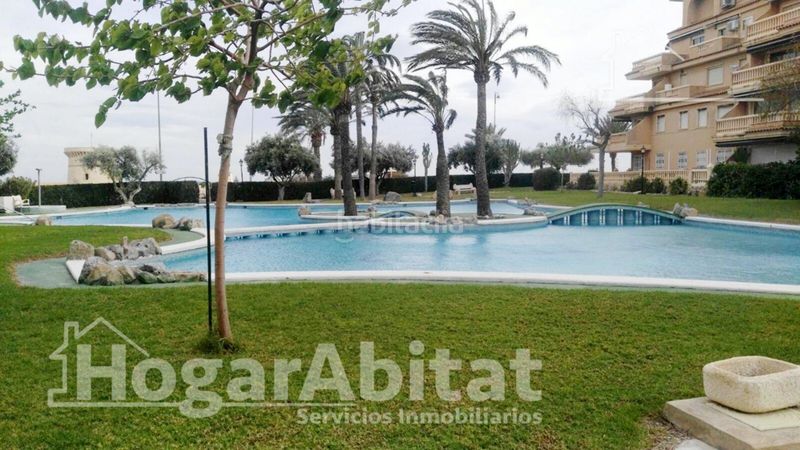 Foto f6358ff9-306c-42d2-984a-ea2f36f2b694. Pis amb aparcament piscina a Campello Playa Campello (el)