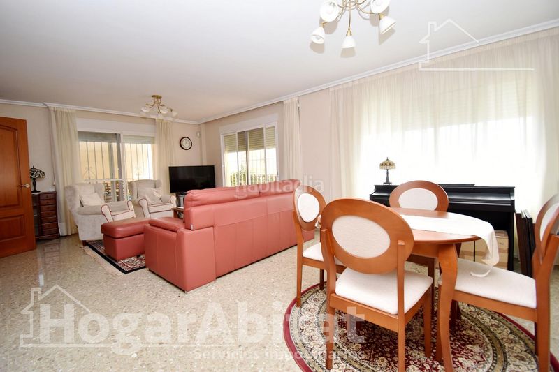 Foto 35d2c5f0-d6af-4e6d-aed2-8db583913aa7. Chalet with heating parking pool in Cumbres de Calicanto Torrent