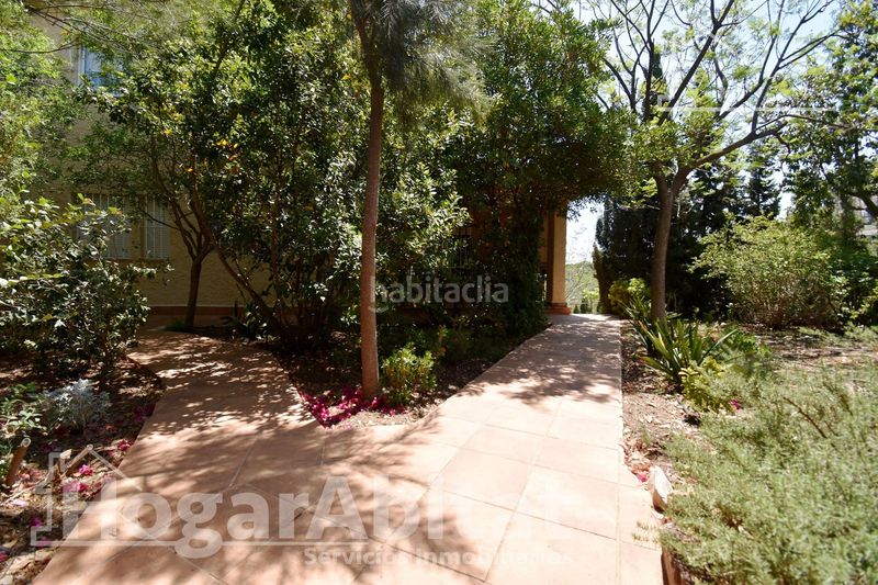Foto 3df899c5-d617-4c72-8641-a54ef1152182. Chalet with heating parking pool in Cumbres de Calicanto Torrent