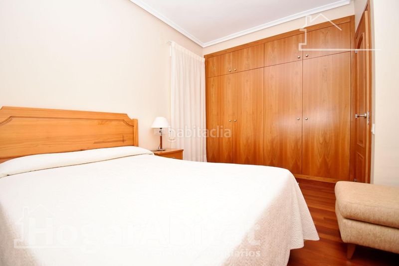 Foto 814dbedb-50ae-48a5-8fe7-7a7c1b5ec3c0. Chalet with heating parking pool in Cumbres de Calicanto Torrent