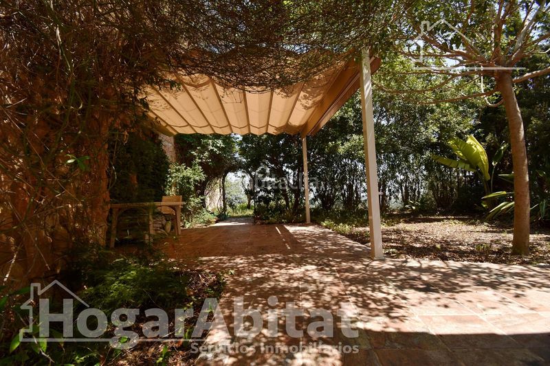 Foto d3ed75cc-2f78-443c-a7c7-b47f6e353dbe. Chalet with heating parking pool in Cumbres de Calicanto Torrent