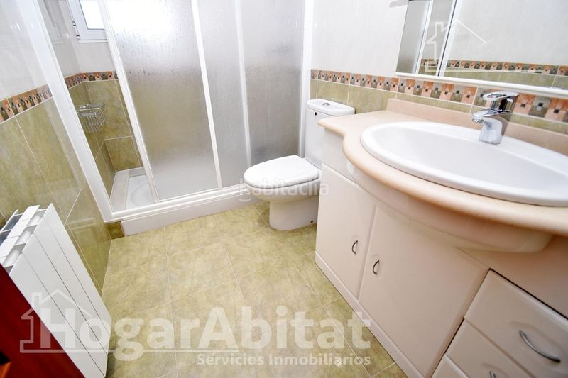 Foto eea6aee7-441d-4243-aac6-9335e1a15b46. Chalet with heating parking pool in Cumbres de Calicanto Torrent